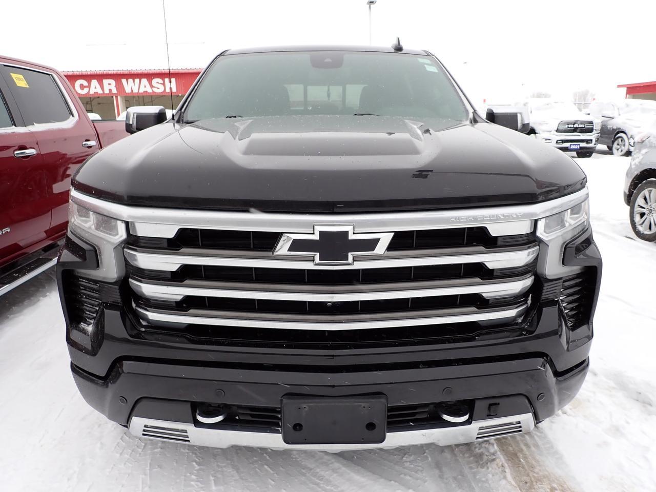 2023 Chevrolet Silverado 1500 High Country 4WD CREW CAB Listowel ON