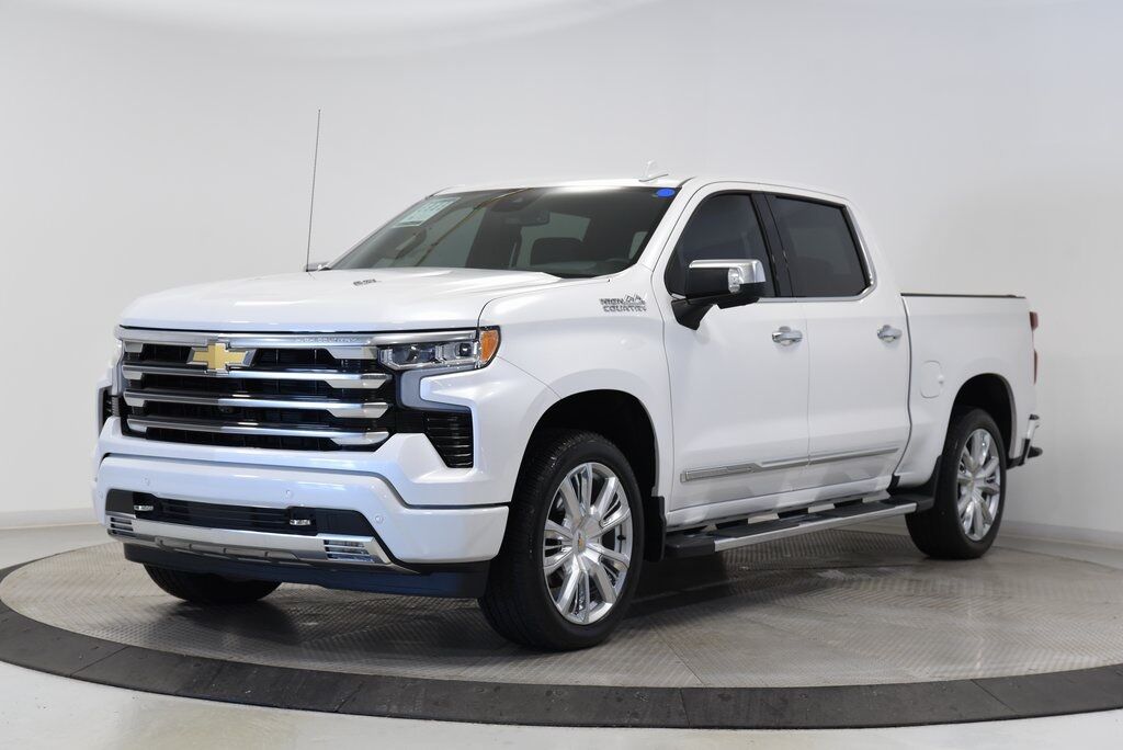 2023 Chevrolet Silverado 1500 High Country Akron