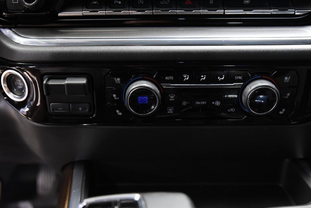 2023 Chevrolet Silverado 1500 High Country Akron
