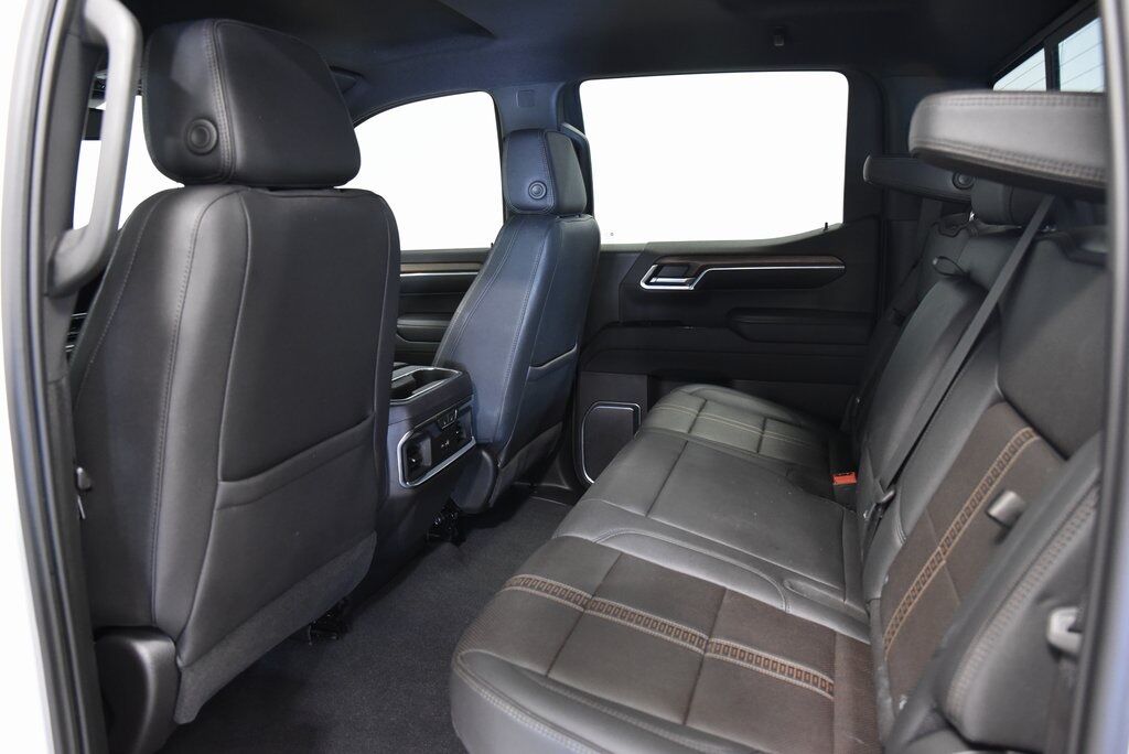 2023 Chevrolet Silverado 1500 High Country Akron