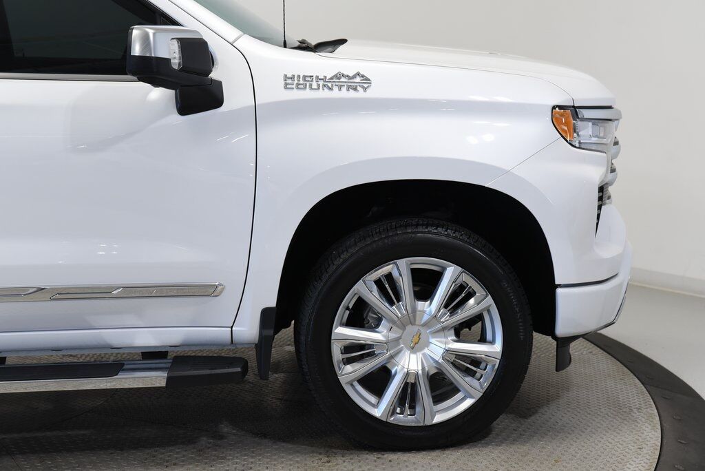 2023 Chevrolet Silverado 1500 High Country Akron