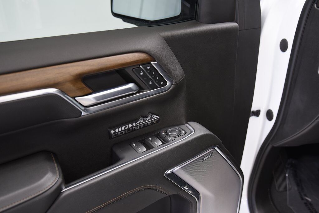 2023 Chevrolet Silverado 1500 High Country Akron