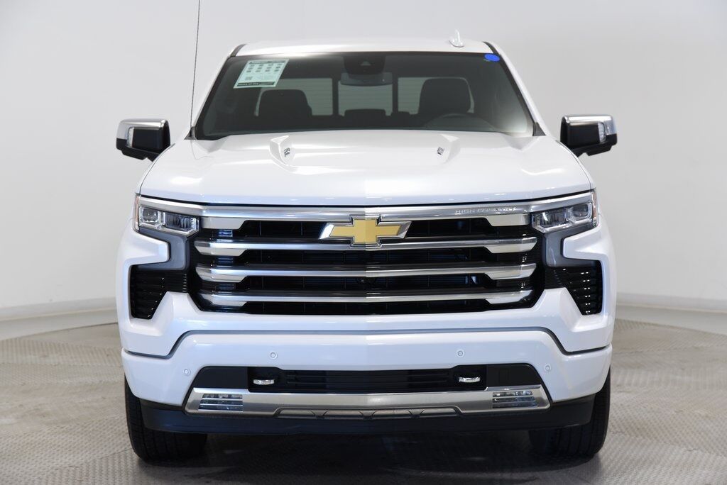 2023 Chevrolet Silverado 1500 High Country Akron