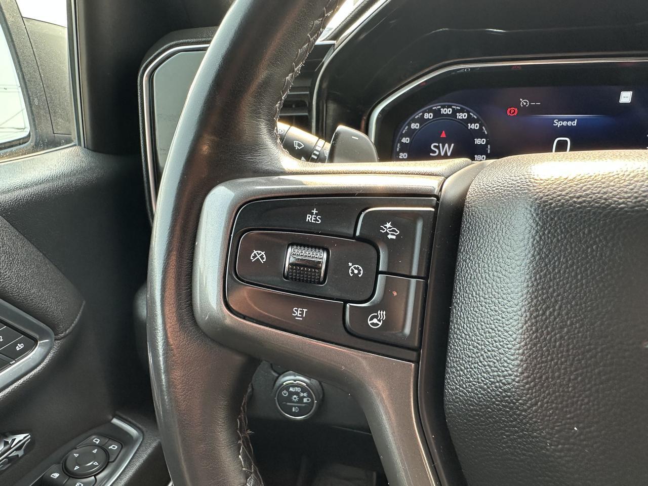 2023 Chevrolet Silverado 1500 High Country Crew Cab 4WD | V8 | Leather | 20IN Wheels | Remote Start | Towing | Backup Camera Redwater AB