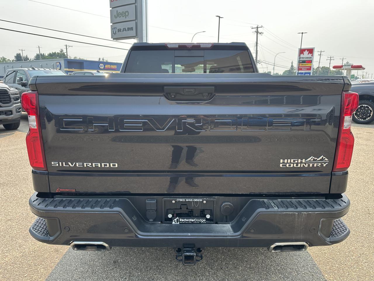 2023 Chevrolet Silverado 1500 High Country Crew Cab 4WD | V8 | Leather | 20IN Wheels | Remote Start | Towing | Backup Camera Redwater AB