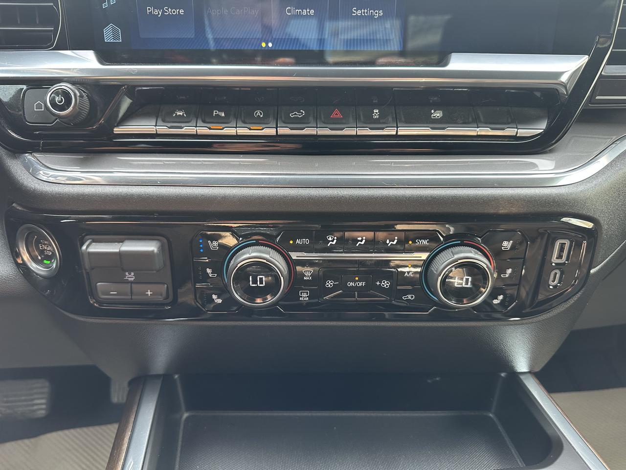 2023 Chevrolet Silverado 1500 High Country Crew Cab 4WD | V8 | Leather | 20IN Wheels | Remote Start | Towing | Backup Camera Redwater AB