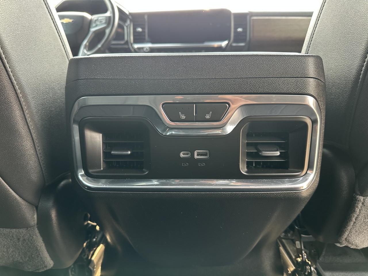 2023 Chevrolet Silverado 1500 High Country Crew Cab 4WD | V8 | Leather | 20IN Wheels | Remote Start | Towing | Backup Camera Redwater AB