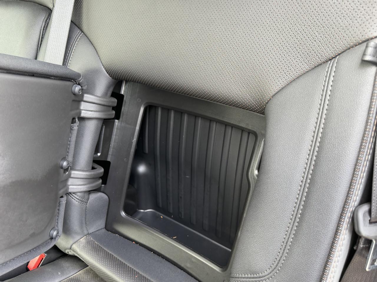 2023 Chevrolet Silverado 1500 High Country Crew Cab 4WD | V8 | Leather | 20IN Wheels | Remote Start | Towing | Backup Camera Redwater AB