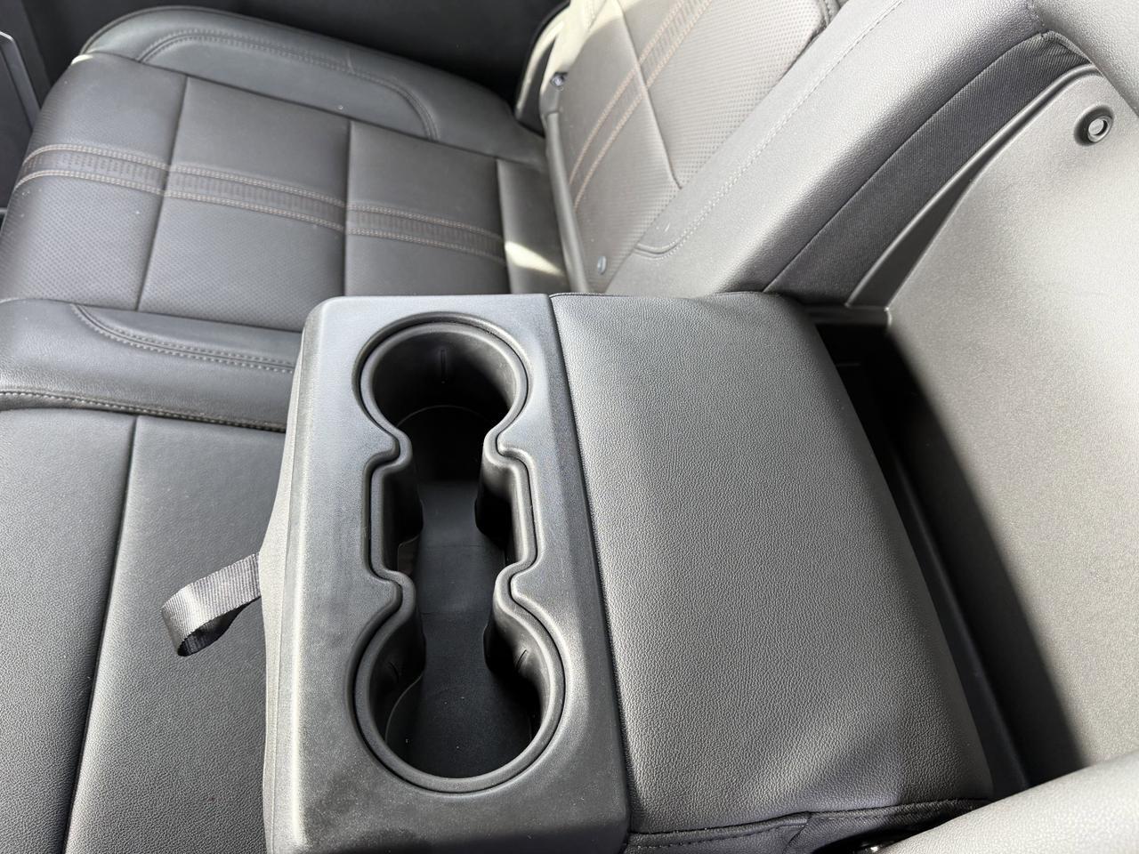 2023 Chevrolet Silverado 1500 High Country Crew Cab 4WD | V8 | Leather | 20IN Wheels | Remote Start | Towing | Backup Camera Redwater AB