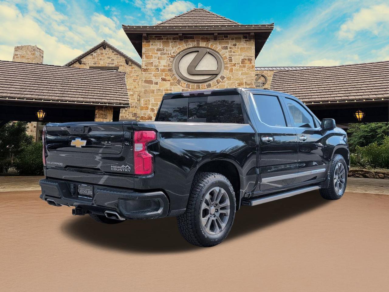 2023 Chevrolet Silverado 1500 High Country