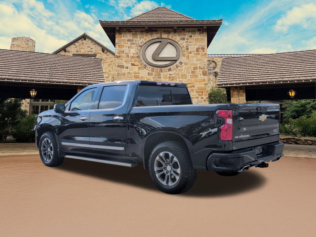 2023 Chevrolet Silverado 1500 High Country