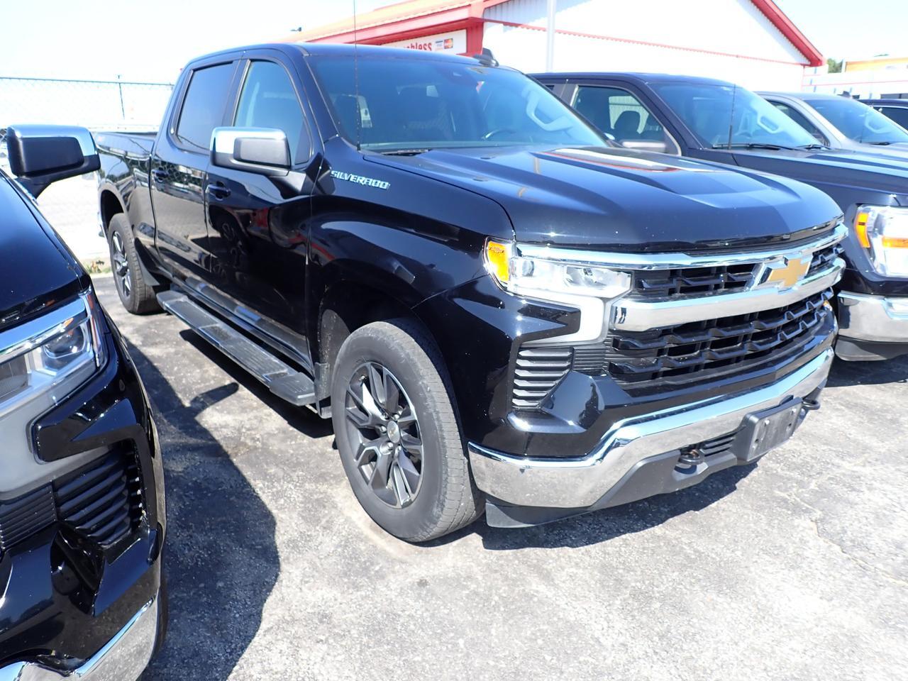 2023 Chevrolet Silverado 1500 LT 4WD CREW CAB