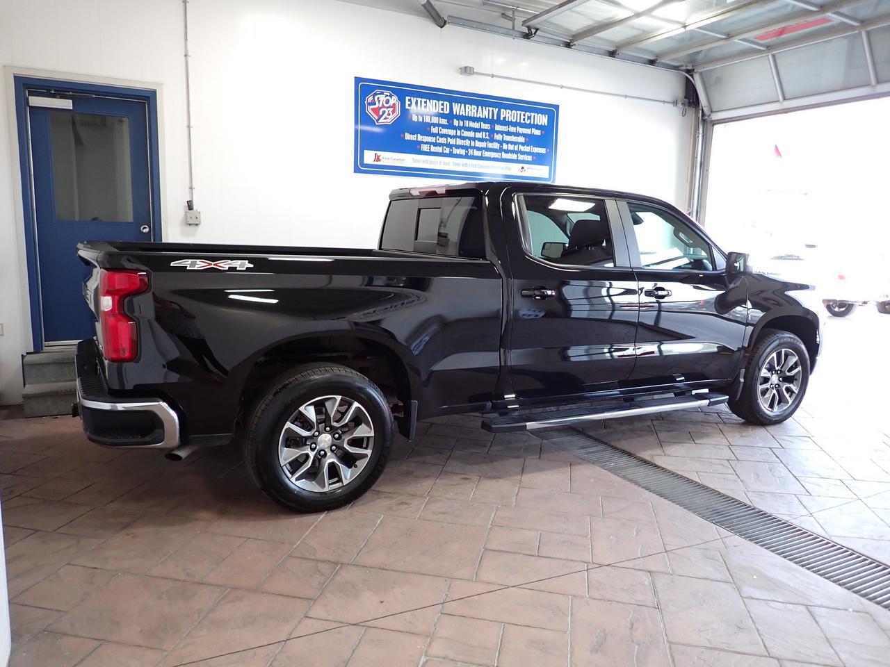 2023 Chevrolet Silverado 1500 LT 4WD CREW CAB Listowel ON