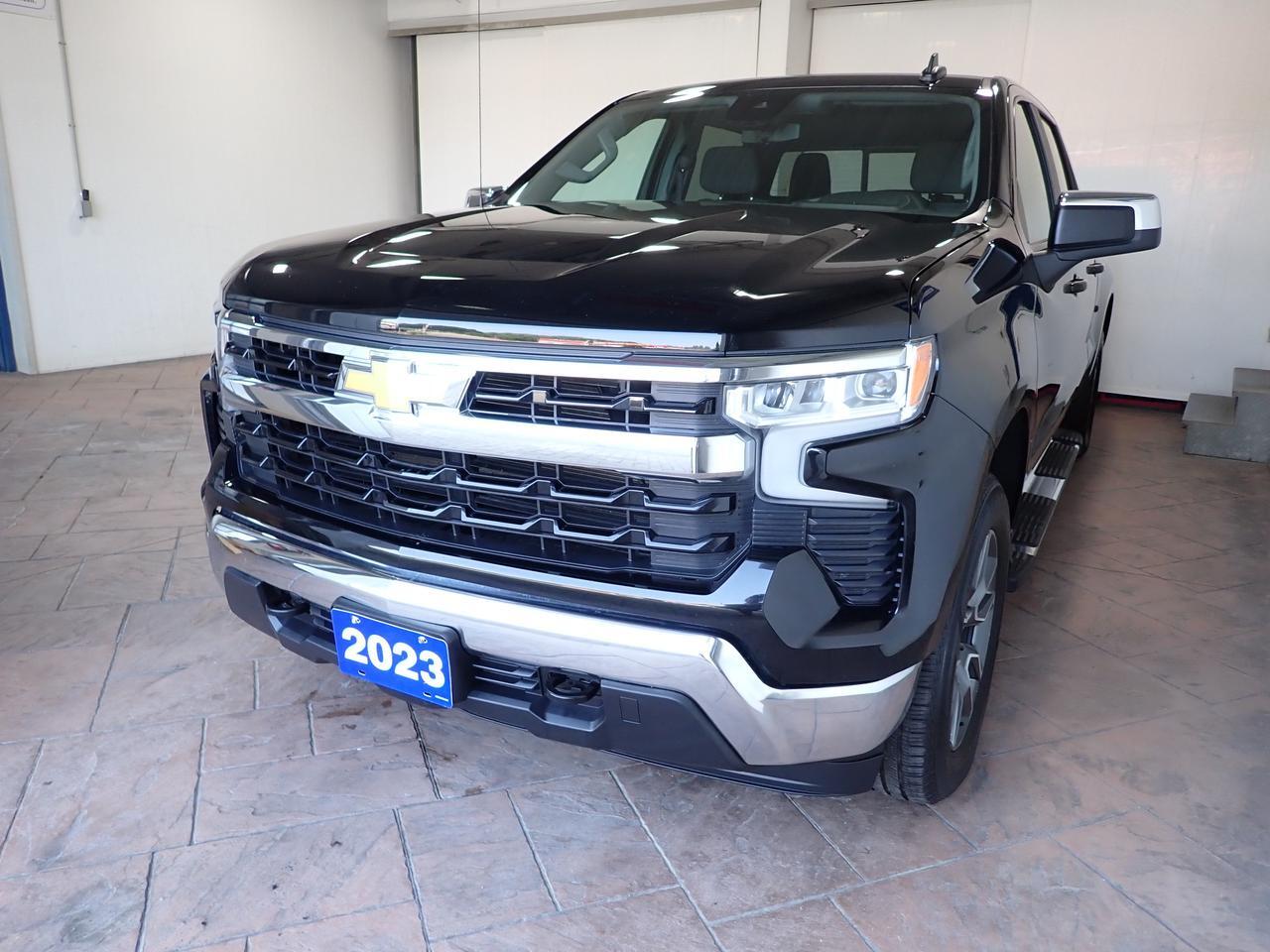 2023 Chevrolet Silverado 1500 LT 4WD CREW CAB Listowel ON