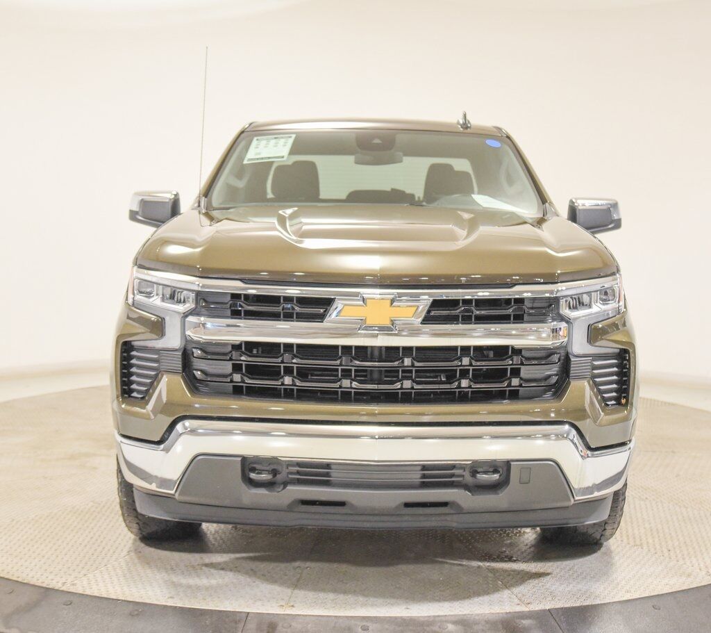 2023 Chevrolet Silverado 1500 LT Akron
