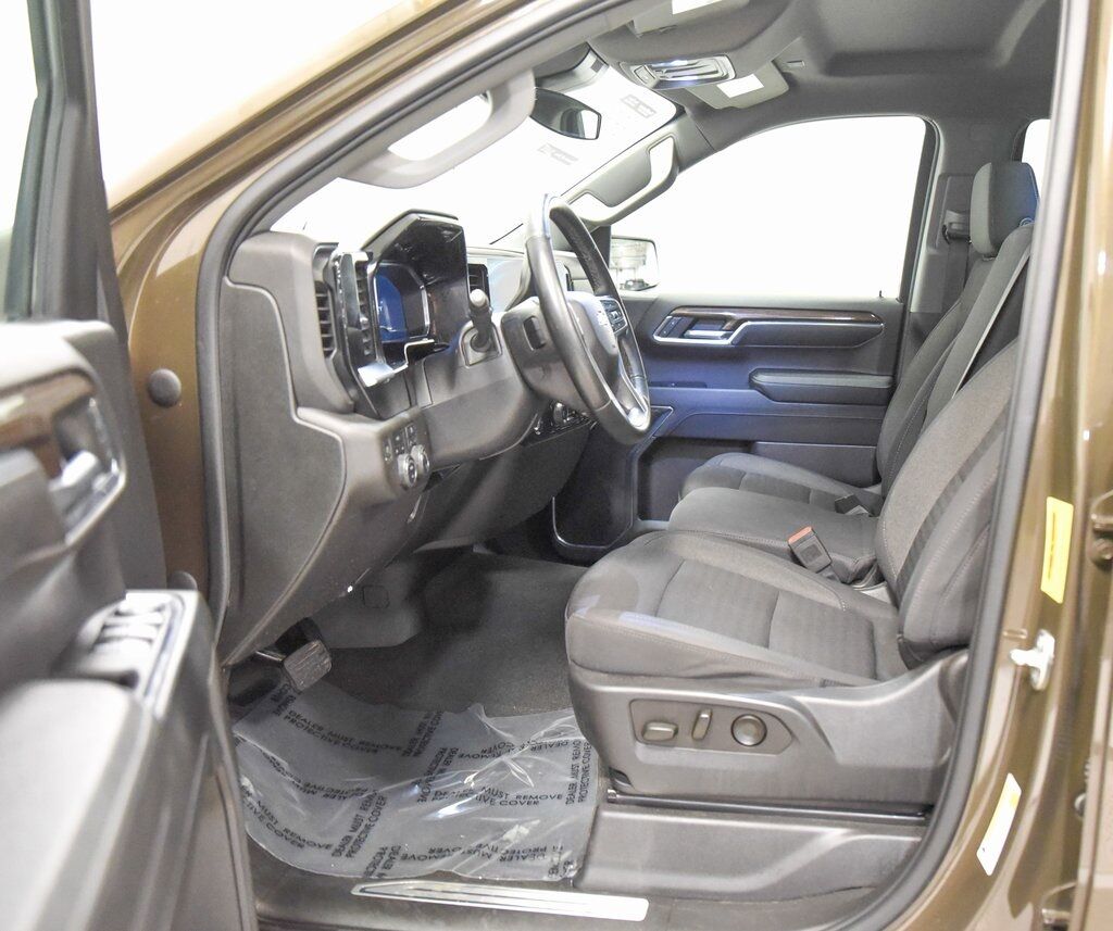 2023 Chevrolet Silverado 1500 LT Akron