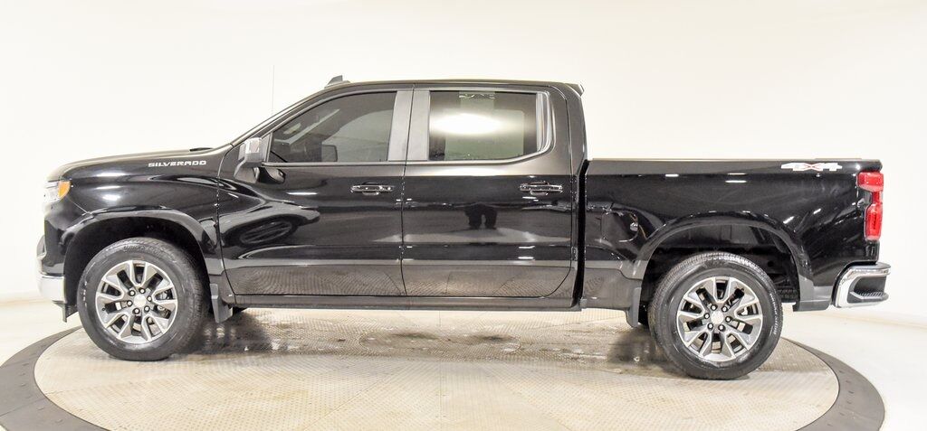 2023 Chevrolet Silverado 1500 LT Akron