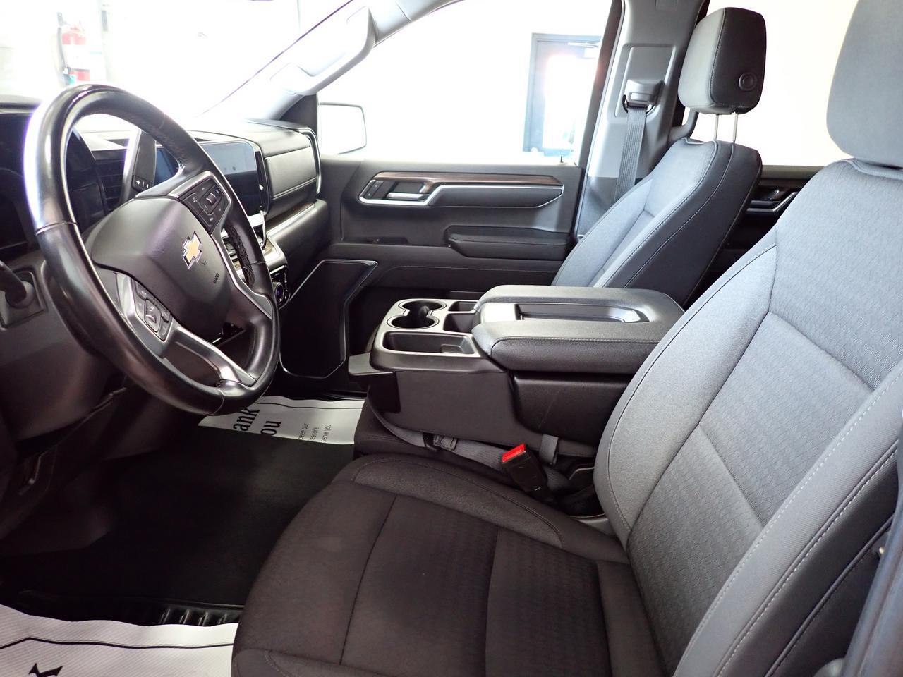 2023 Chevrolet Silverado 1500 LT CREW CAB 4WD Listowel ON