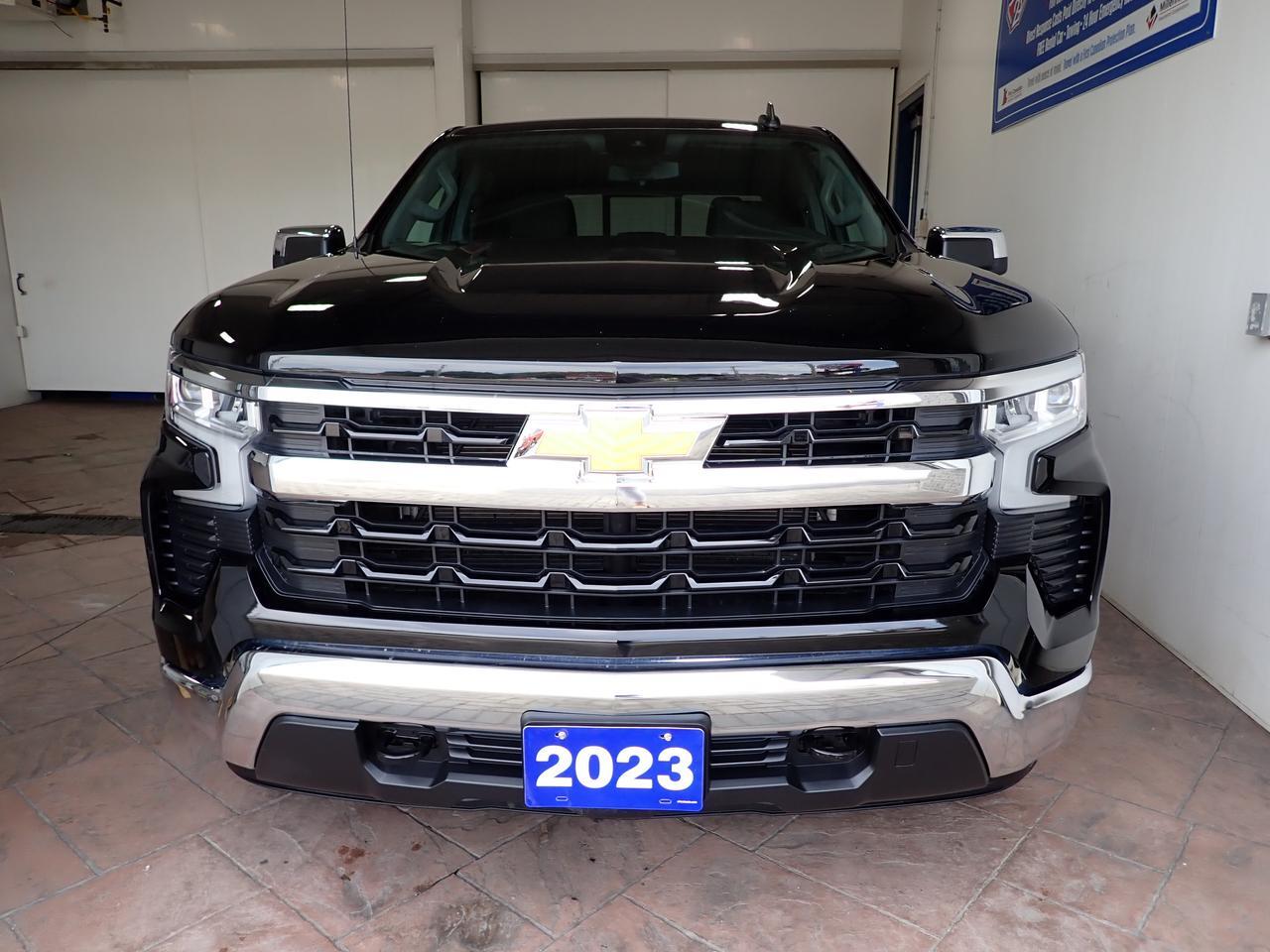 2023 Chevrolet Silverado 1500 LT CREW CAB Listowel ON
