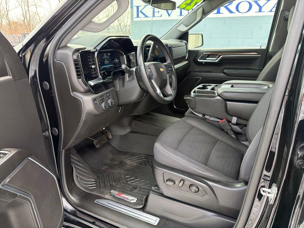 2023 Chevrolet Silverado 1500 LT Owego NY