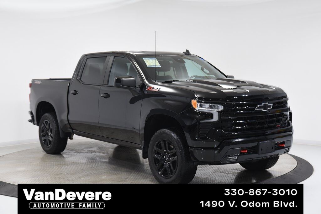 2023 Chevrolet Silverado 1500 LT Trail Boss Akron