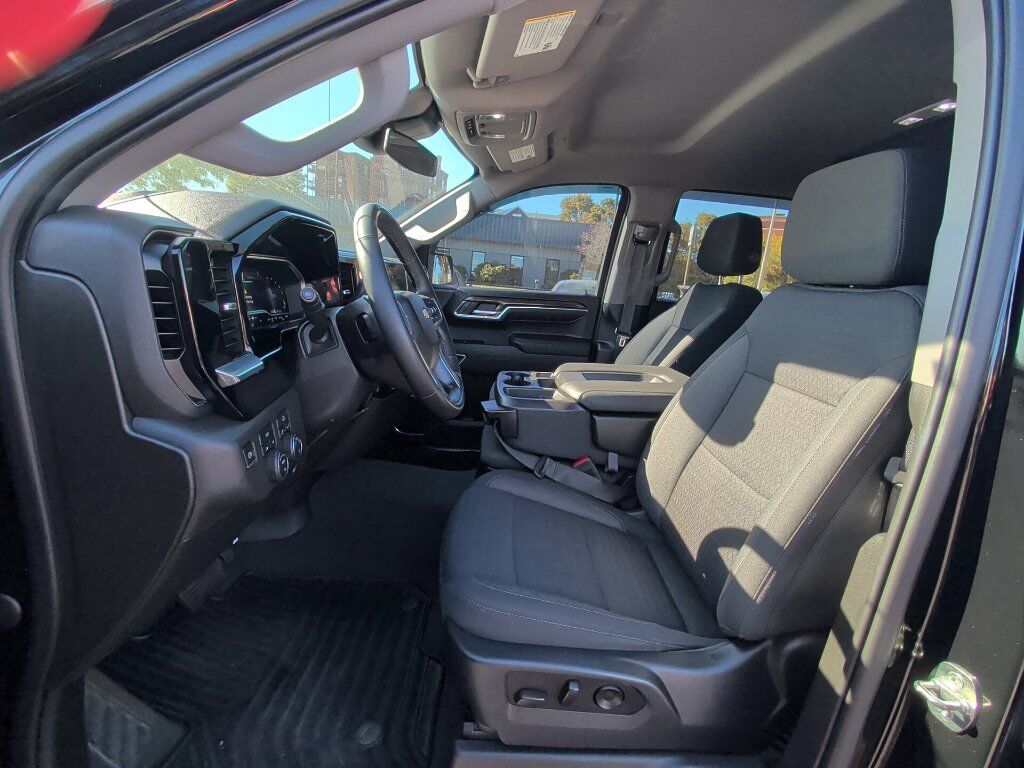 2023 Chevrolet Silverado 1500 LT Worcester MA