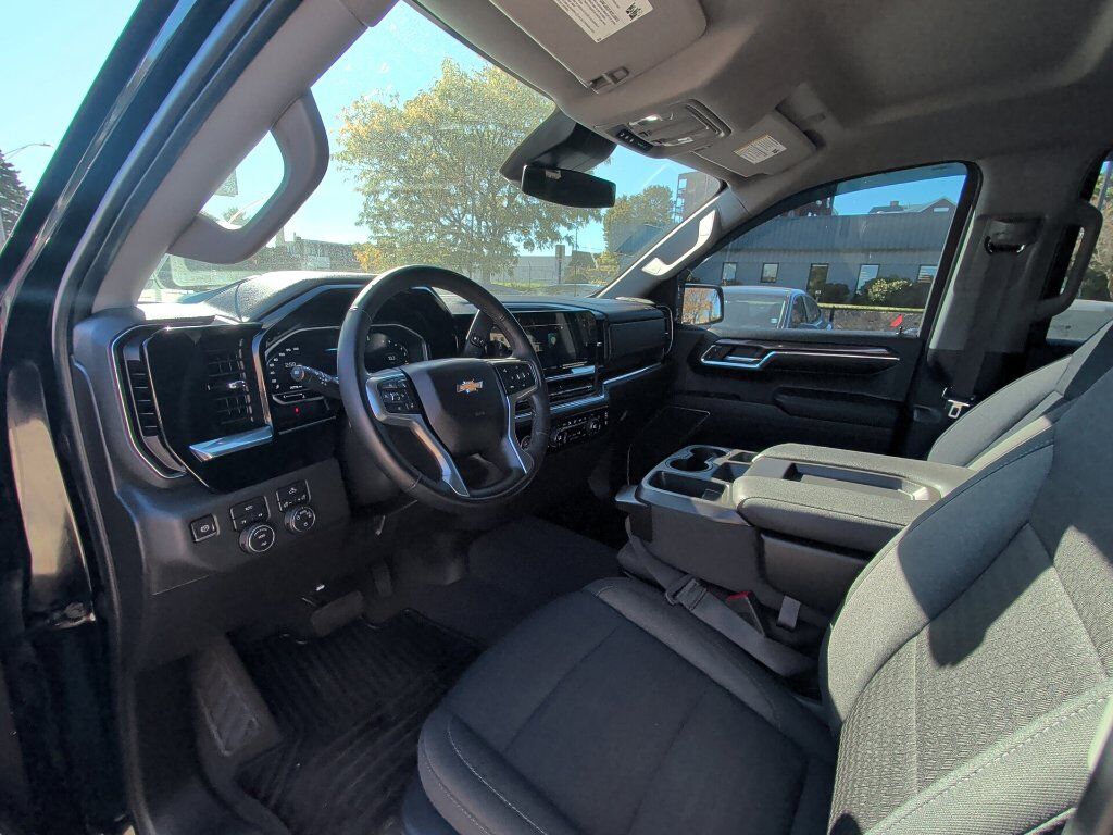 2023 Chevrolet Silverado 1500 LT Worcester MA