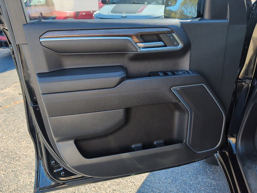 2023 Chevrolet Silverado 1500 LT Worcester MA