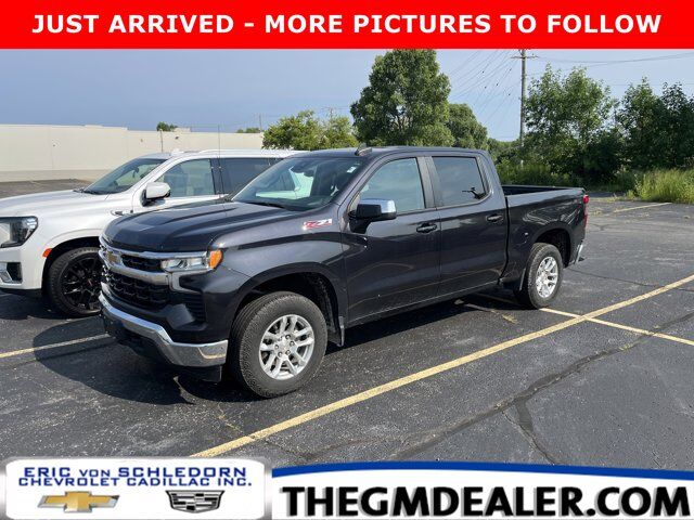 2023 Chevrolet Silverado 1500 LT Z71 Crew Cab 4WD 5.3L w/18s Spray-OnBedliner RemoteStart HtdSeats HtdSteeringWheel Milwaukee WI