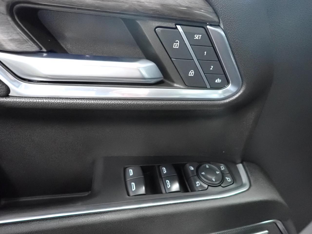 2023 Chevrolet Silverado 1500 LTZ 4WD CREW CAB Z71 LEATHER SUNROOF 5.8 BOX Listowel ON