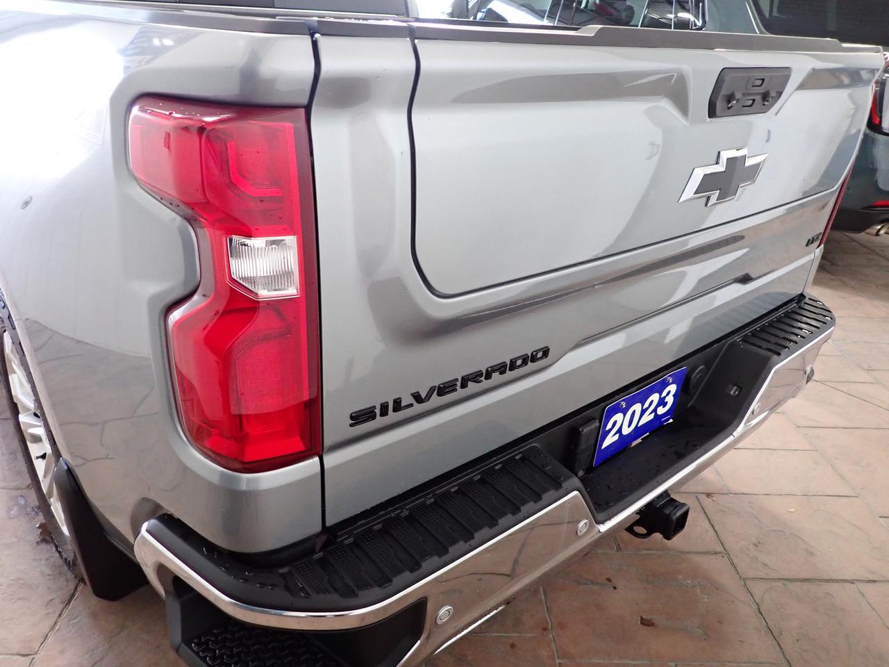 2023 Chevrolet Silverado 1500 LTZ 4WD CREW CAB Z71 LEATHER SUNROOF 5.8 BOX Listowel ON