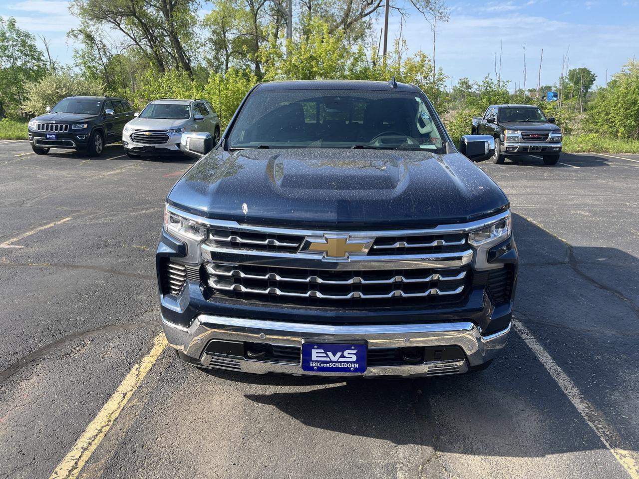 2023 Chevrolet Silverado 1500 LTZ Crew Cab 4WD 3.0L DuramaxDiesel Tech Conv2Pkgs w/22s AdptvCrz PwrRetractAssistSteps RrCamMirror