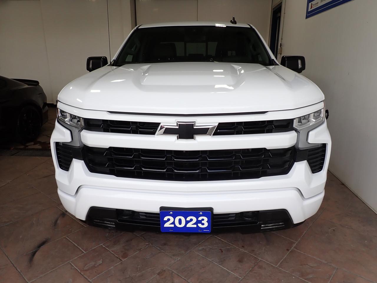 2023 Chevrolet Silverado 1500 RST 4WD CREW CAB LEATHER NAVI Listowel ON