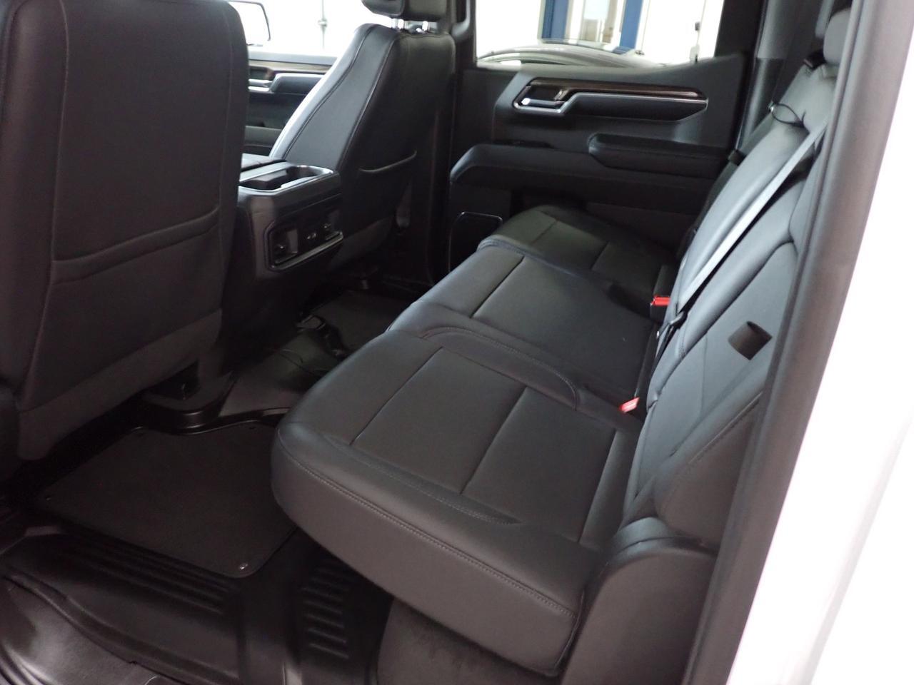 2023 Chevrolet Silverado 1500 RST 4WD CREW CAB LEATHER NAVI Listowel ON