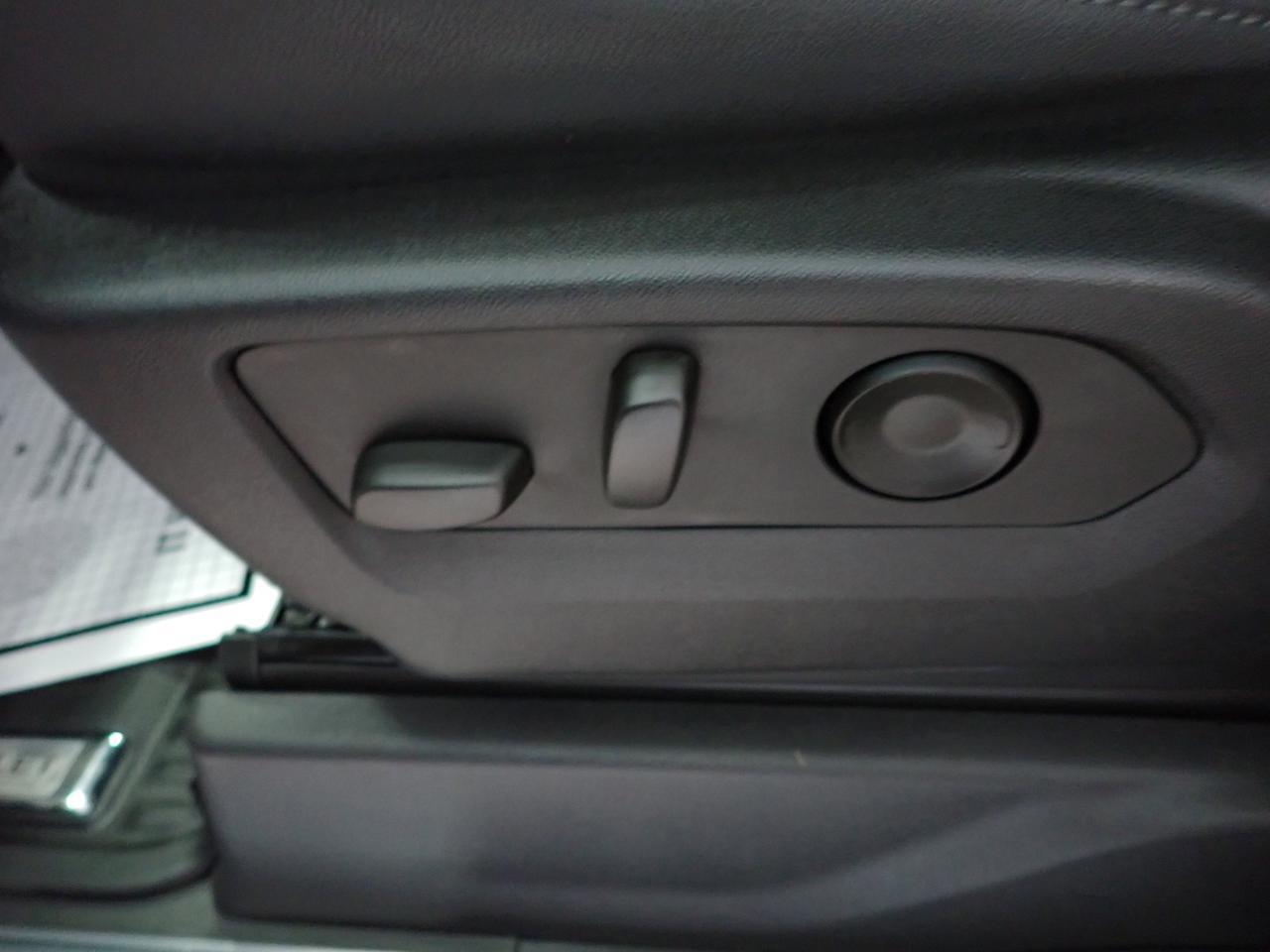 2023 Chevrolet Silverado 1500 RST 4WD CREW CAB LEATHER NAVI Listowel ON