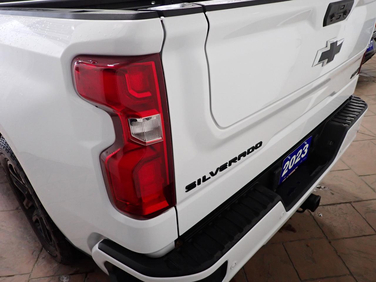 2023 Chevrolet Silverado 1500 RST 4WD CREW CAB LEATHER SUNROOF Listowel ON