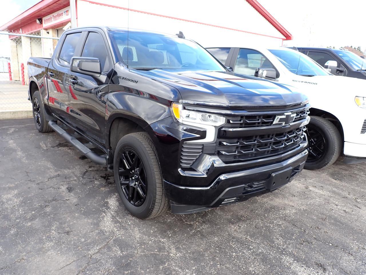 2023 Chevrolet Silverado 1500 RST 4WD CREW CAB