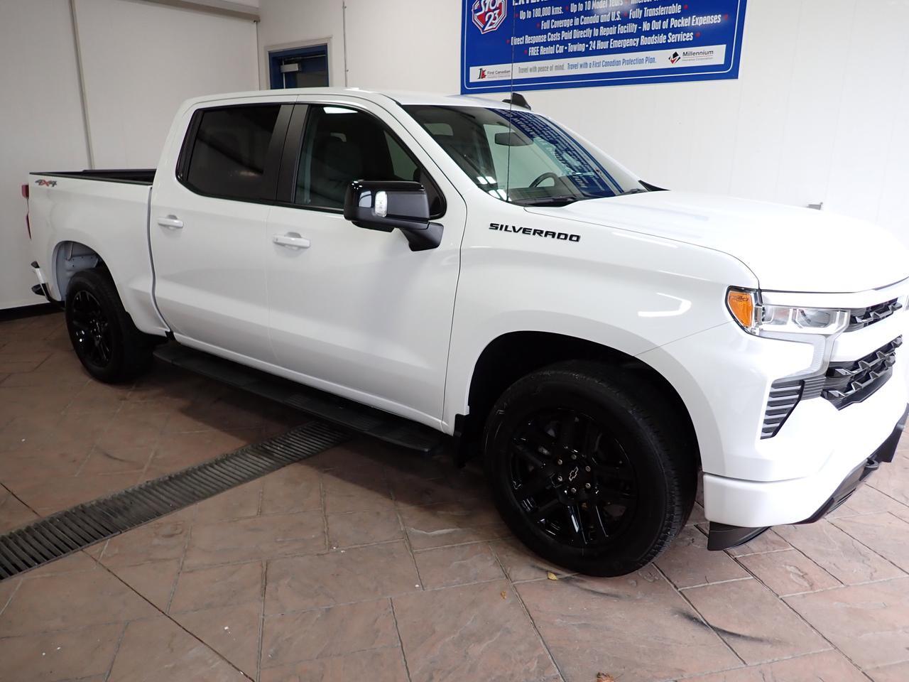 2023 Chevrolet Silverado 1500 RST 4WD CREW CAB