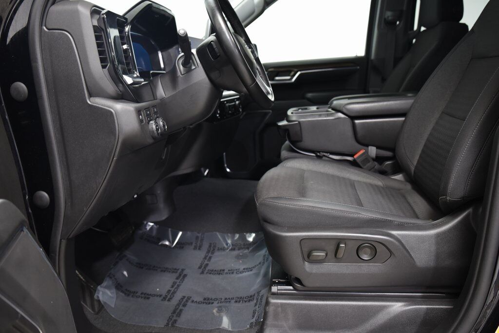 2023 Chevrolet Silverado 1500 RST Akron