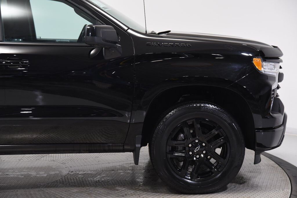 2023 Chevrolet Silverado 1500 RST Akron