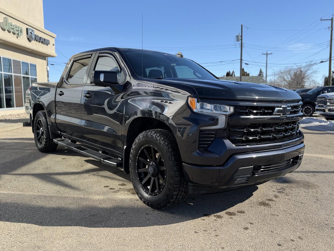 2023 Chevrolet Silverado 1500 RST Crew Cab 4WD | Low KMs | V8 | Heated Seats | Remote Start | Backup Camera Redwater AB