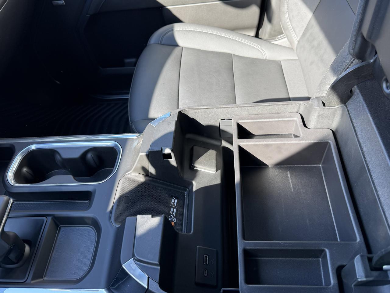 2023 Chevrolet Silverado 1500 RST Crew Cab 4WD | Low KMs | V8 | Heated Seats | Remote Start | Backup Camera Redwater AB