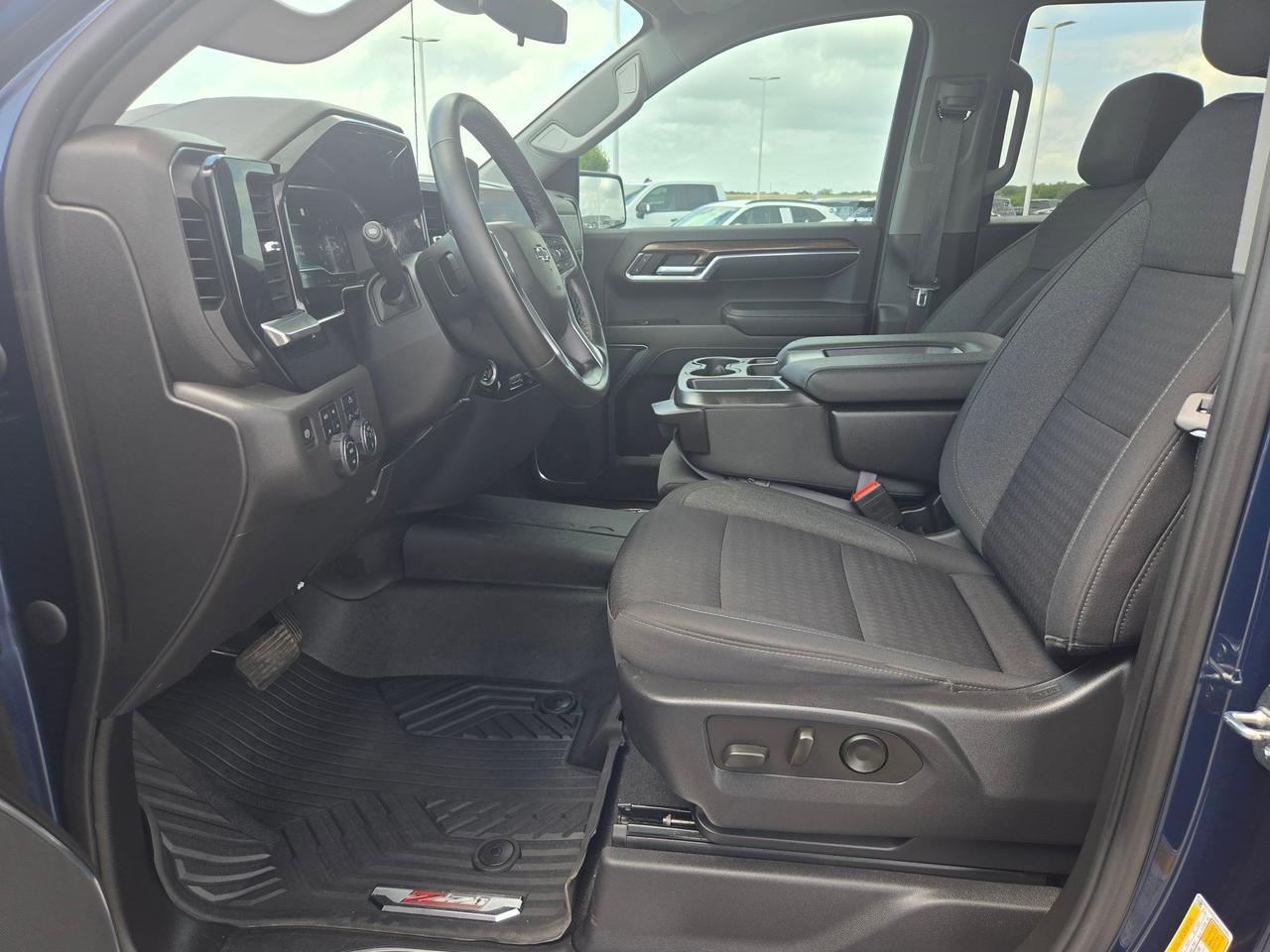 2023 Chevrolet Silverado 1500 RST Castroville TX
