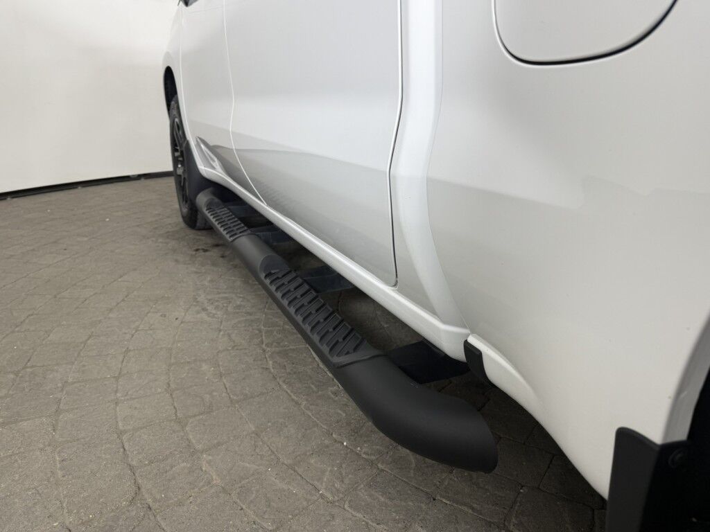 2023 Chevrolet Silverado 1500 Rally Edition Crew Cab 4WD Maumee OH