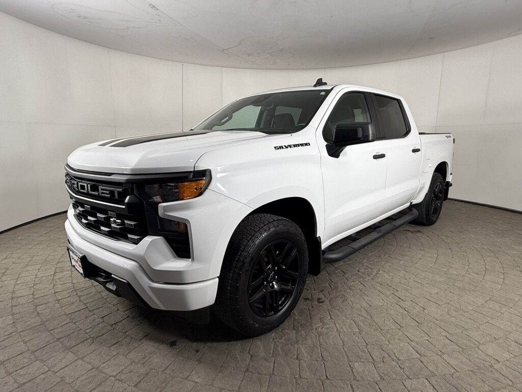 2023 Chevrolet Silverado 1500 Rally Edition Crew Cab 4WD