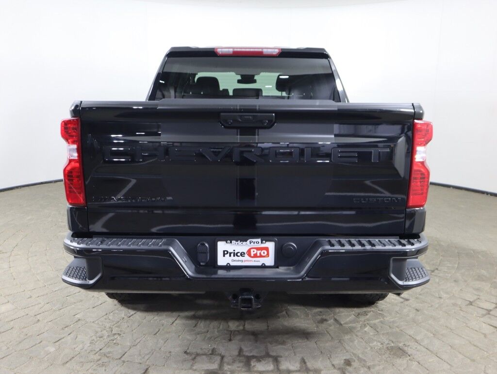 2023 Chevrolet Silverado 1500 Rally Edition Crew Cab 4WD Maumee OH