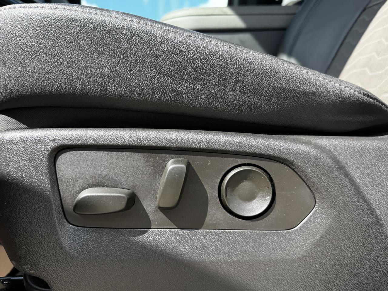 2023 Chevrolet Silverado 1500 ZR2 | Tech Pkg | Heads Up Display | Multimatic DSSV Suspension | Locking Differentials Redwater AB