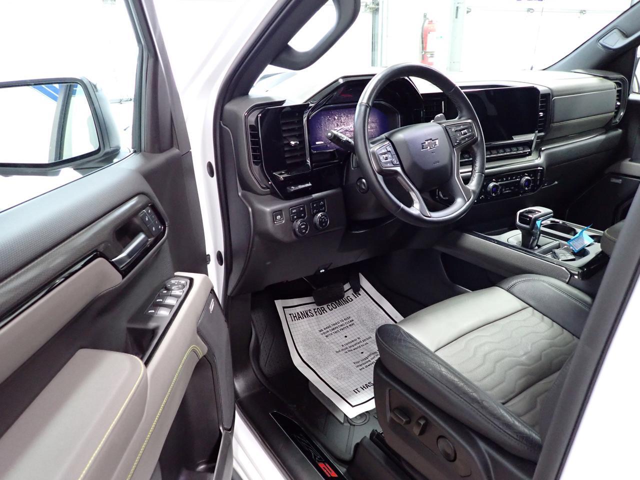 2023 Chevrolet Silverado 1500 ZR2 FWD CREW CAB LEATHER SUNROOF Listowel ON