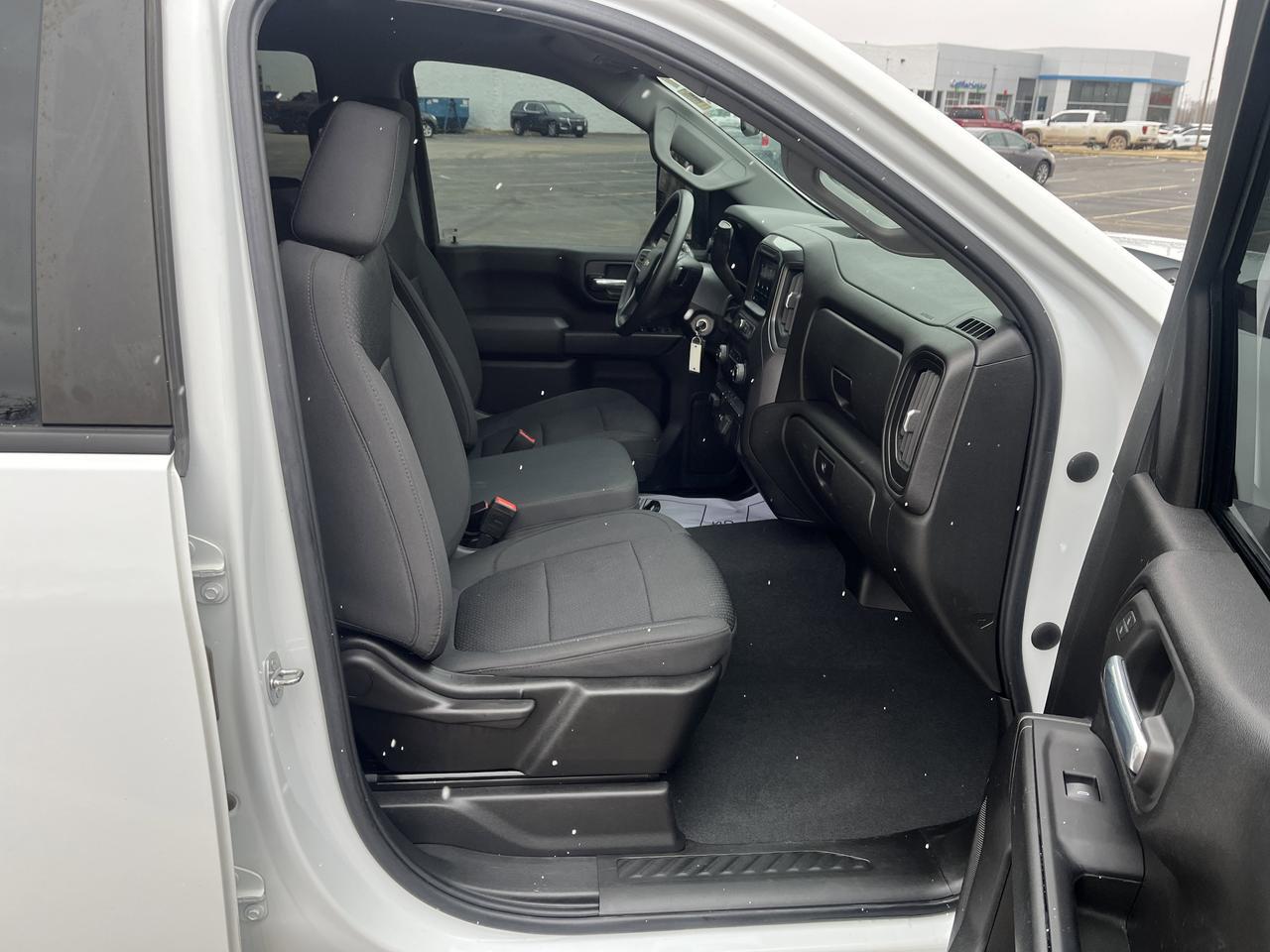 2023 Chevrolet Silverado 2500HD 2500HD Custom Double Cab 4WD Conv SafetyConf SnowPlowPrepPkgs w/LED-MarkerLamps RemoteStart Saukville WI