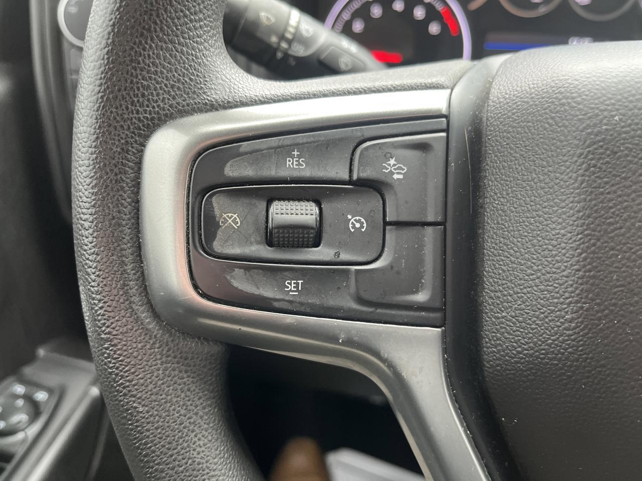 2023 Chevrolet Silverado 2500HD 2500HD Custom Double Cab 4WD Conv SafetyConf SnowPlowPrepPkgs w/LED-MarkerLamps RemoteStart Saukville WI